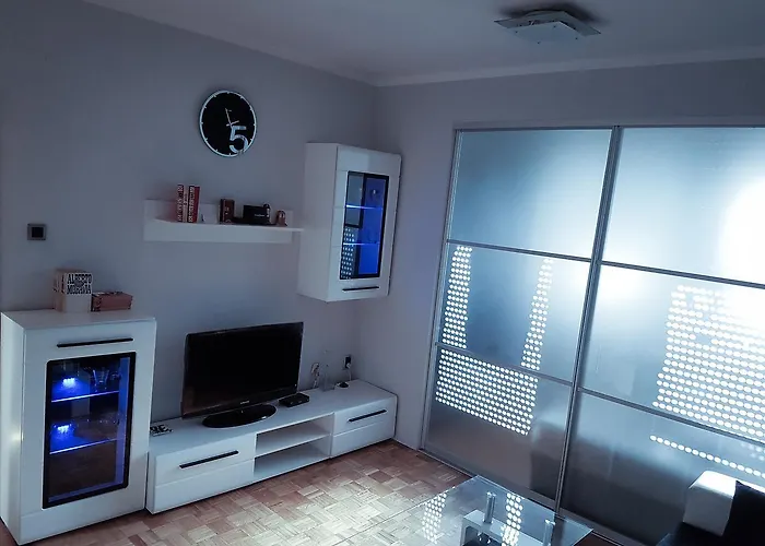 Apartment Arena Silver